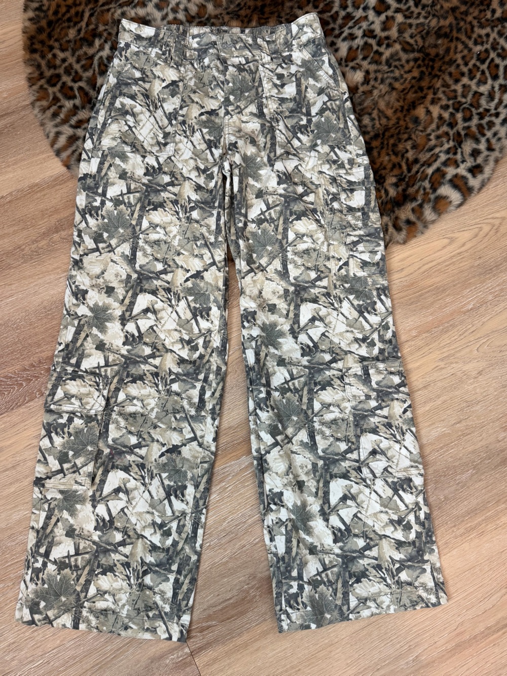 Wild fable Camouflage  Pants in Leaf Pattern